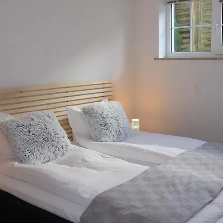 Mollehusets I Taet Ved Herning, Silkeborg Og Arhus * Ikast